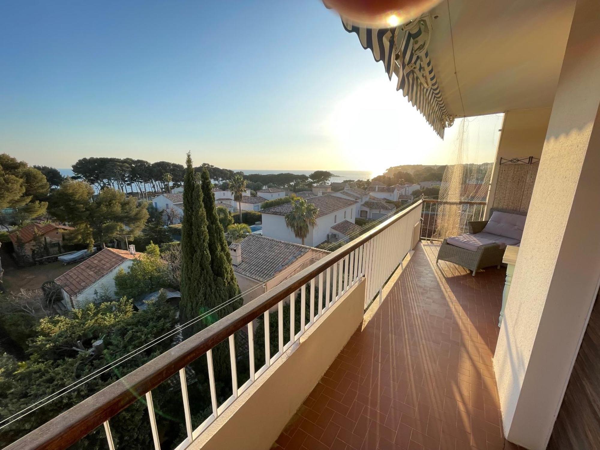 Appartement T3 Terrasse Vue Mer Bandol Esterno foto